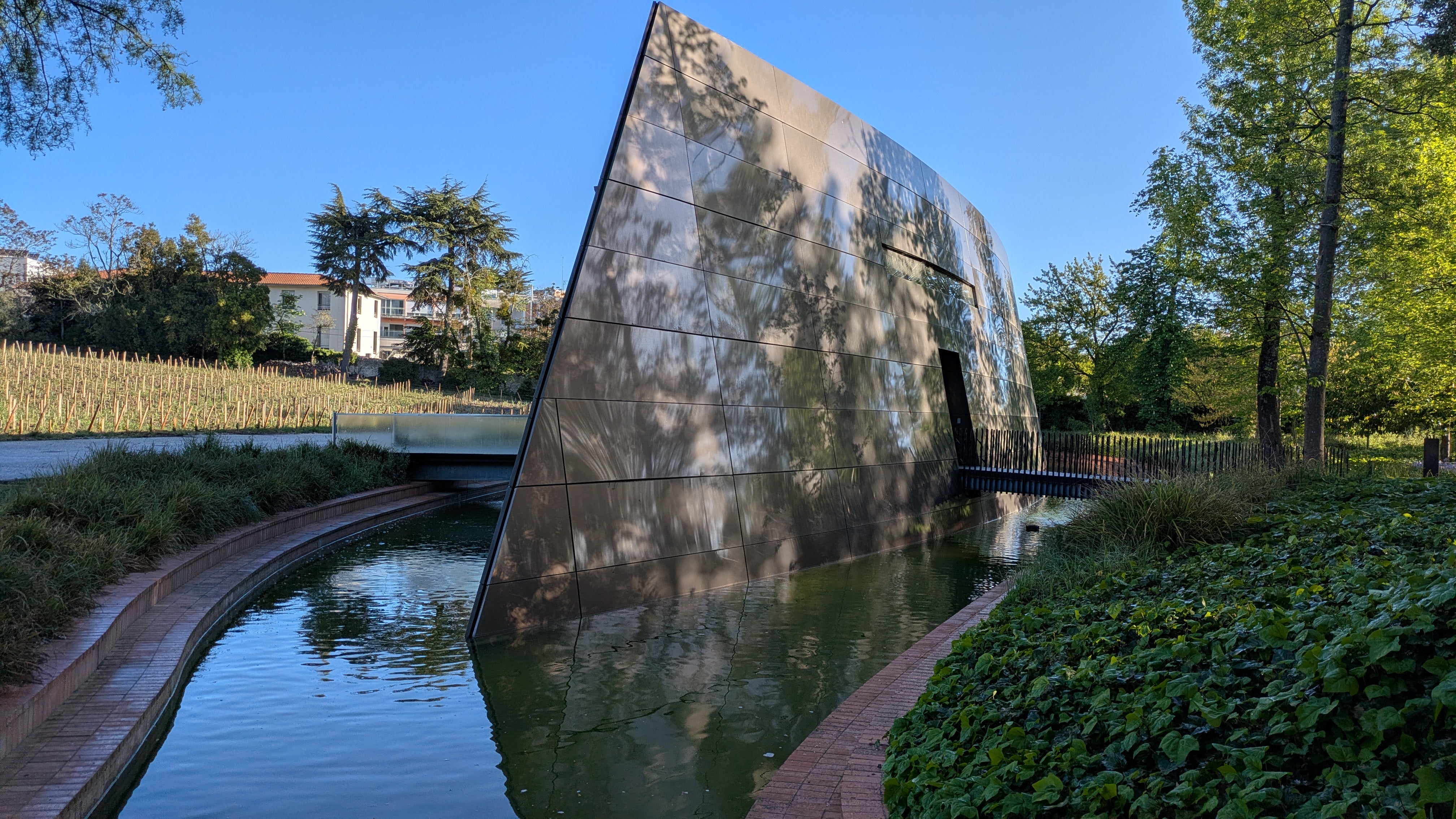 Château Les Carmes Haut-Brion Pessac-Léognan 2022 - Image 4